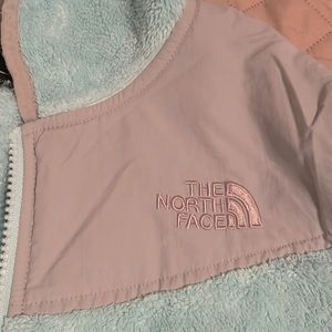 Girls 14/16 Northface - minor flaws. See details pls